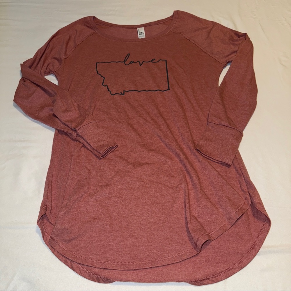 District Women’s Montana Long Sleeve Tee, Size M